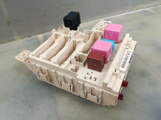 блок предохранителей Toyota Sienna 2 поколение XL20 [рестайлинг] 2009, 3.5 л., 2GR-FE, бензин, АКПП, красный, минивэн, передний привод, AS5MH46, AS5MH46092408