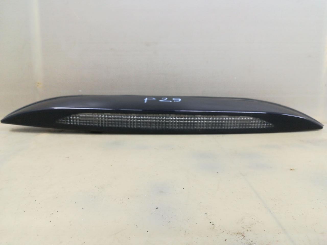 дополнительный стоп-сигнал Mitsubishi Lancer 10 поколение 2010, 2.4 л., 4B12, бензин, АКПП, белый, хетчбэк 5 дв., передний привод - фото №1