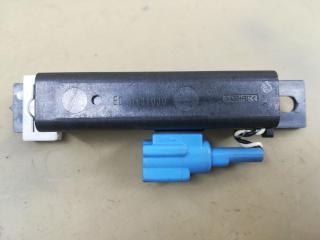 Антенна системы комфортного доступа Infiniti QX80 1 поколение Z62 2014, 5.6 л., VK56DE, бензин, АКПП, белый, внедорожник 5 дв., задний привод, H131030, EDH131030