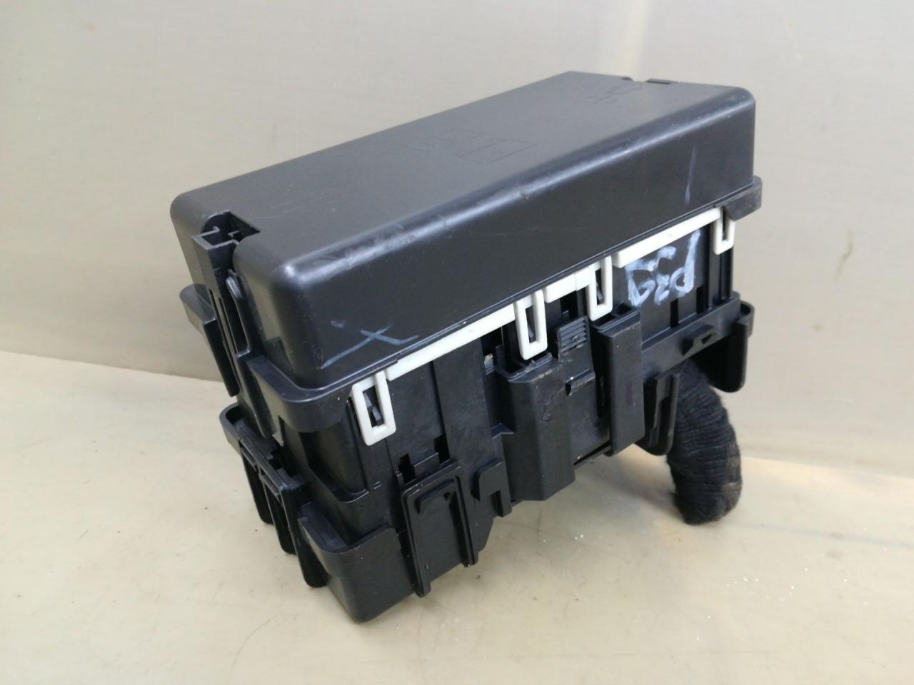 блок предохранителей GMC Terrain 2 поколение 2020, 1.5 л., бензин, АКПП, темно-серый, внедорожник 5 дв., полный привод, 3504878801 - фото №1