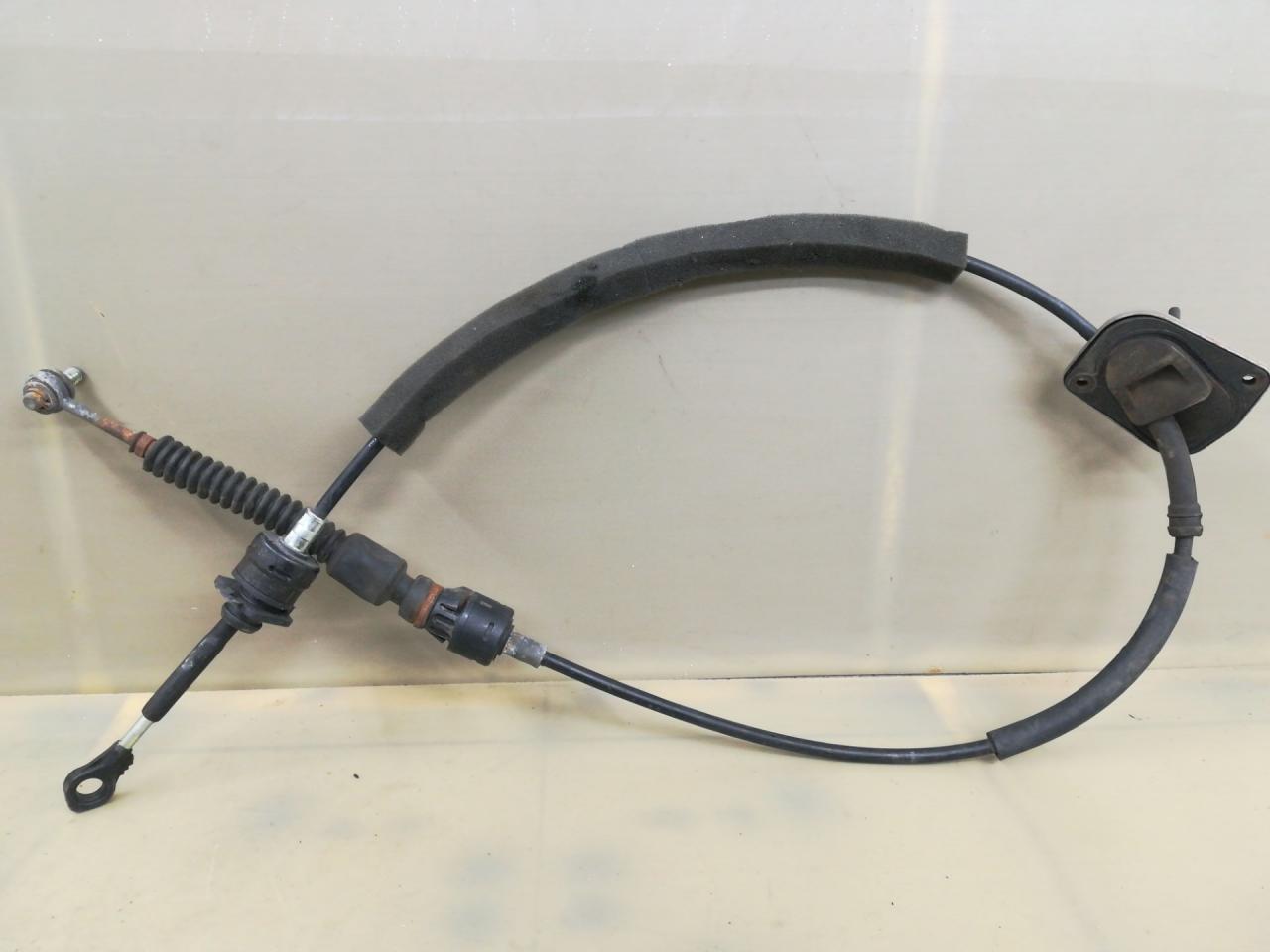 трос кулисы КПП Mitsubishi Lancer 10 поколение 2010, 2.4 л., 4B12, бензин, АКПП, белый, хетчбэк 5 дв., передний привод - фото №1