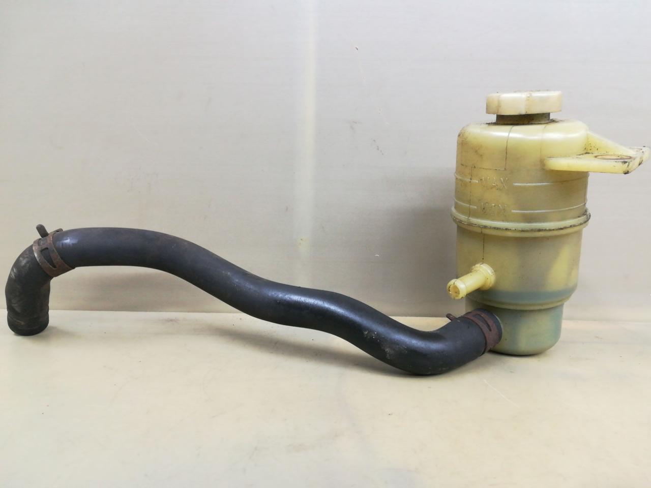 бачок гидроусилителя Mitsubishi Lancer 10 поколение 2010, 2.4 л., 4B12, бензин, АКПП, белый, хетчбэк 5 дв., передний привод - фото №1