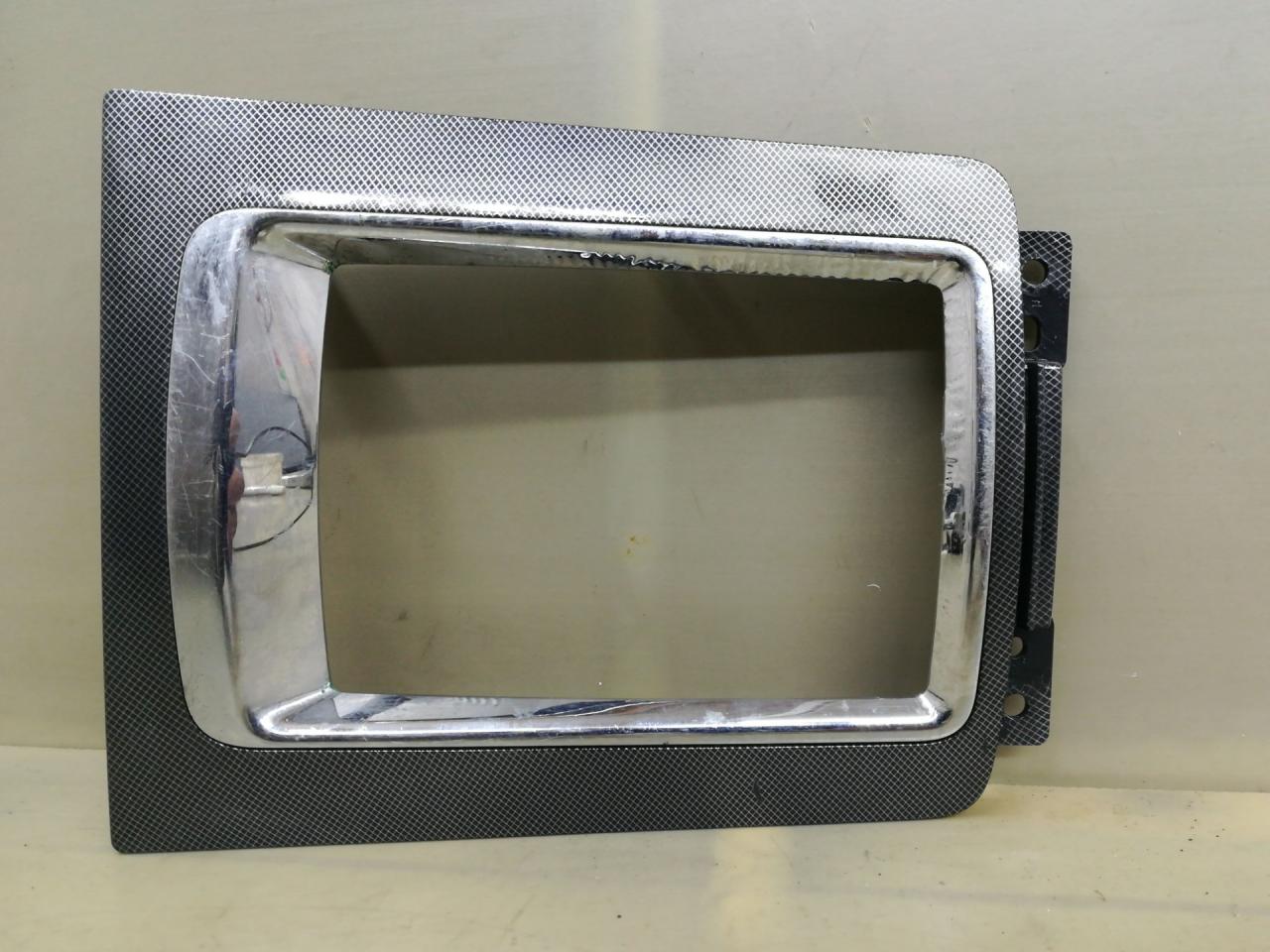 рамка обрамление кулисы Mitsubishi Lancer 10 поколение 2010, 2.4 л., 4B12, бензин, АКПП, белый, хетчбэк 5 дв., передний привод, 8011A573ZZ2 - фото №1