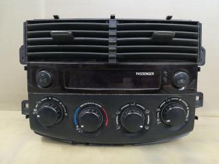 блок управления печки / климат-контроля Toyota Sienna 2 поколение XL20 [рестайлинг] 2009, 3.5 л., 2GR-FE, бензин, АКПП, красный, минивэн, передний привод