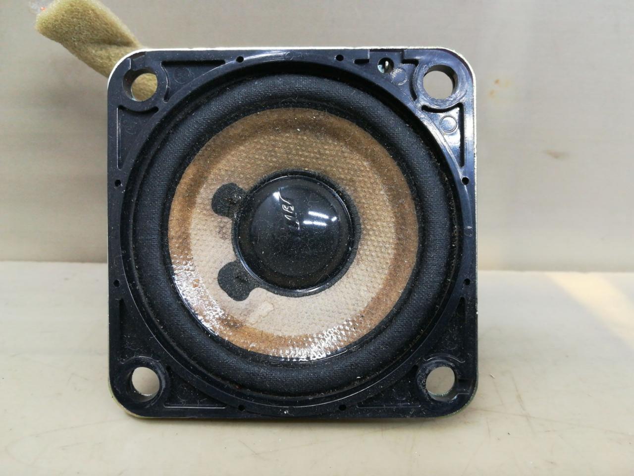 динамик торпедо Infiniti QX80 1 поколение Z62 2014, 5.6 л., VK56DE, бензин, АКПП, белый, внедорожник 5 дв., задний привод, 281521AK0A - фото №1