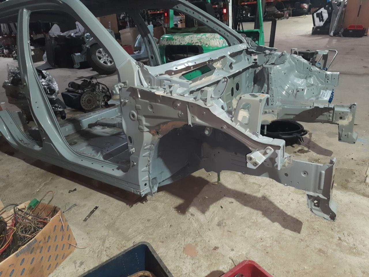 четверть передняя правая Geely Atlas 1 поколение 2020 - фото №1