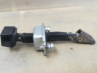 ограничитель открывания двери Mitsubishi Outlander 2 поколение 2008, 3.0 л., i, 6B31, бензин, красный, внедорожник 5 дв., полный привод