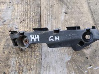 Крепление бампера переднего Mazda 6 2 поколение [рестайлинг] 2011, 2.2 л., R2AA, дизель, 6МКПП, хетчбэк 5 дв., передний привод, правый руль