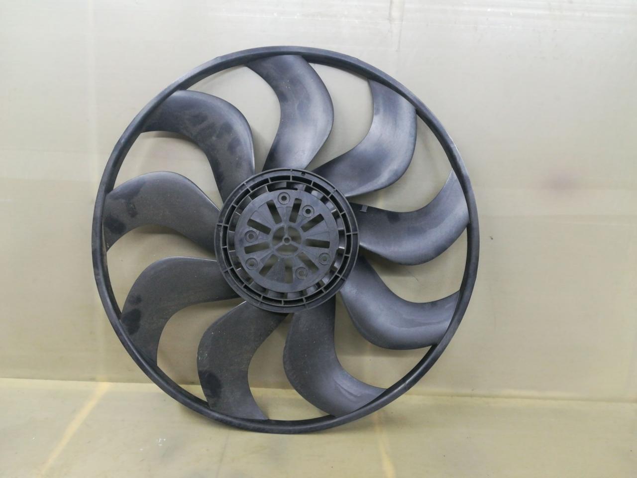 крыльчатка вентилятора (лопасти) GMC Terrain 2 поколение (рестайлинг) 2023, 1.5 л., бензин, АКПП, черный, внедорожник 5 дв., передний привод - фото №1