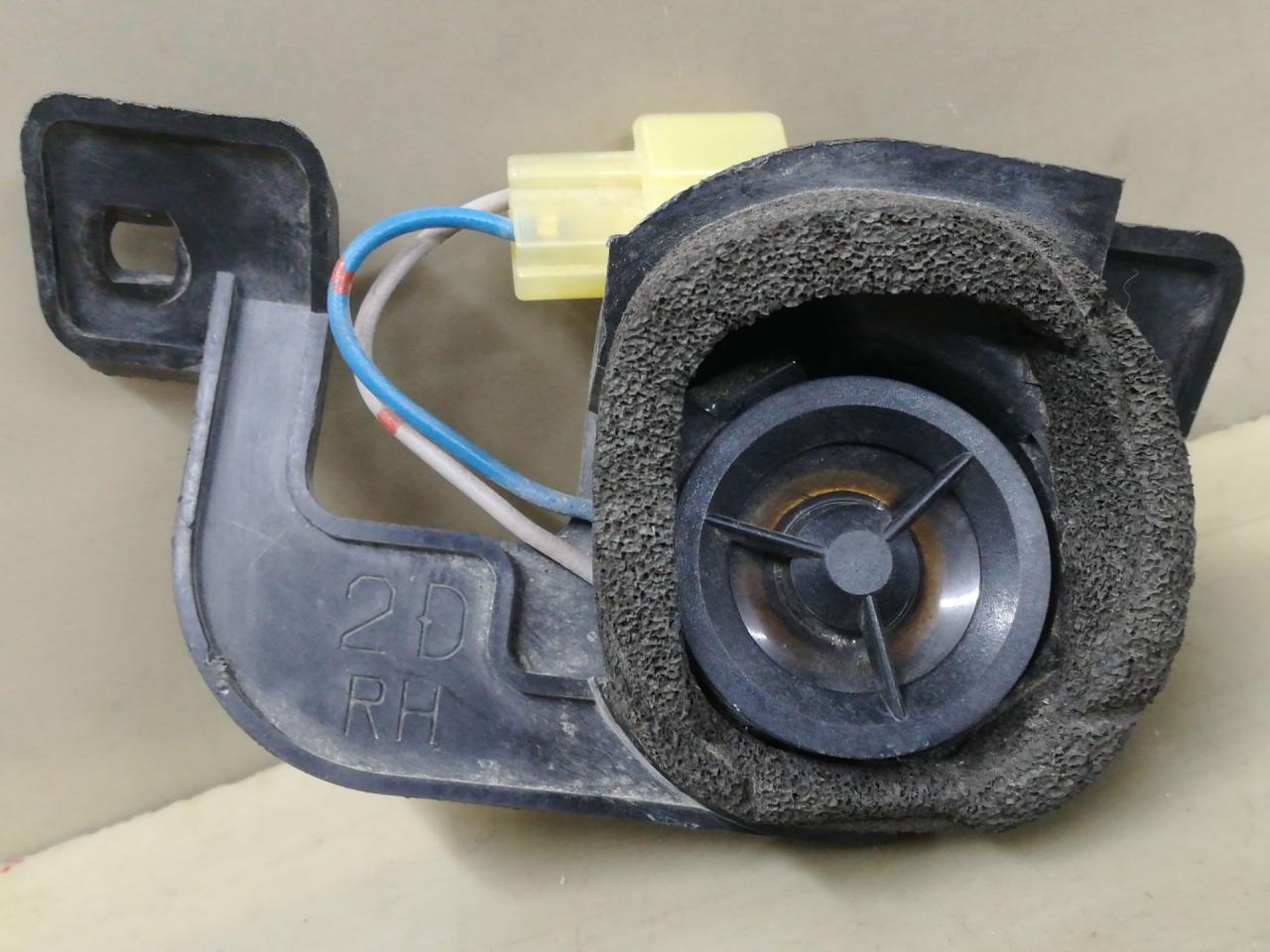 динамик высокочастотный (пищалка) Subaru Legacy 4 поколение 2007, 86304AG200 - фото №1