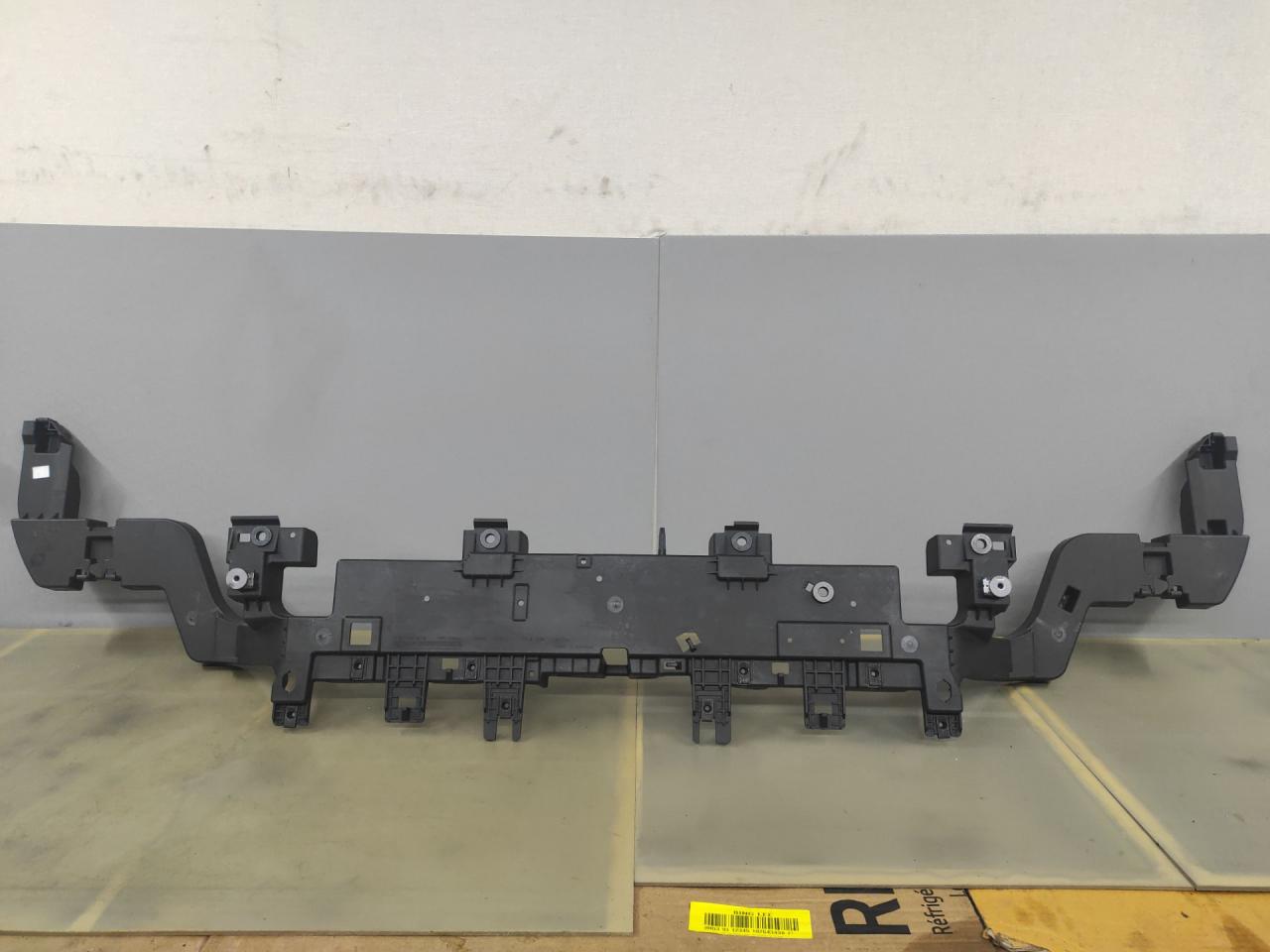 передняя панель крепления облицовки (телевизор) Ford Edge 2 поколение CD539 (2015 - 2018), 2351750, KT4BR16E166BD - фото №1