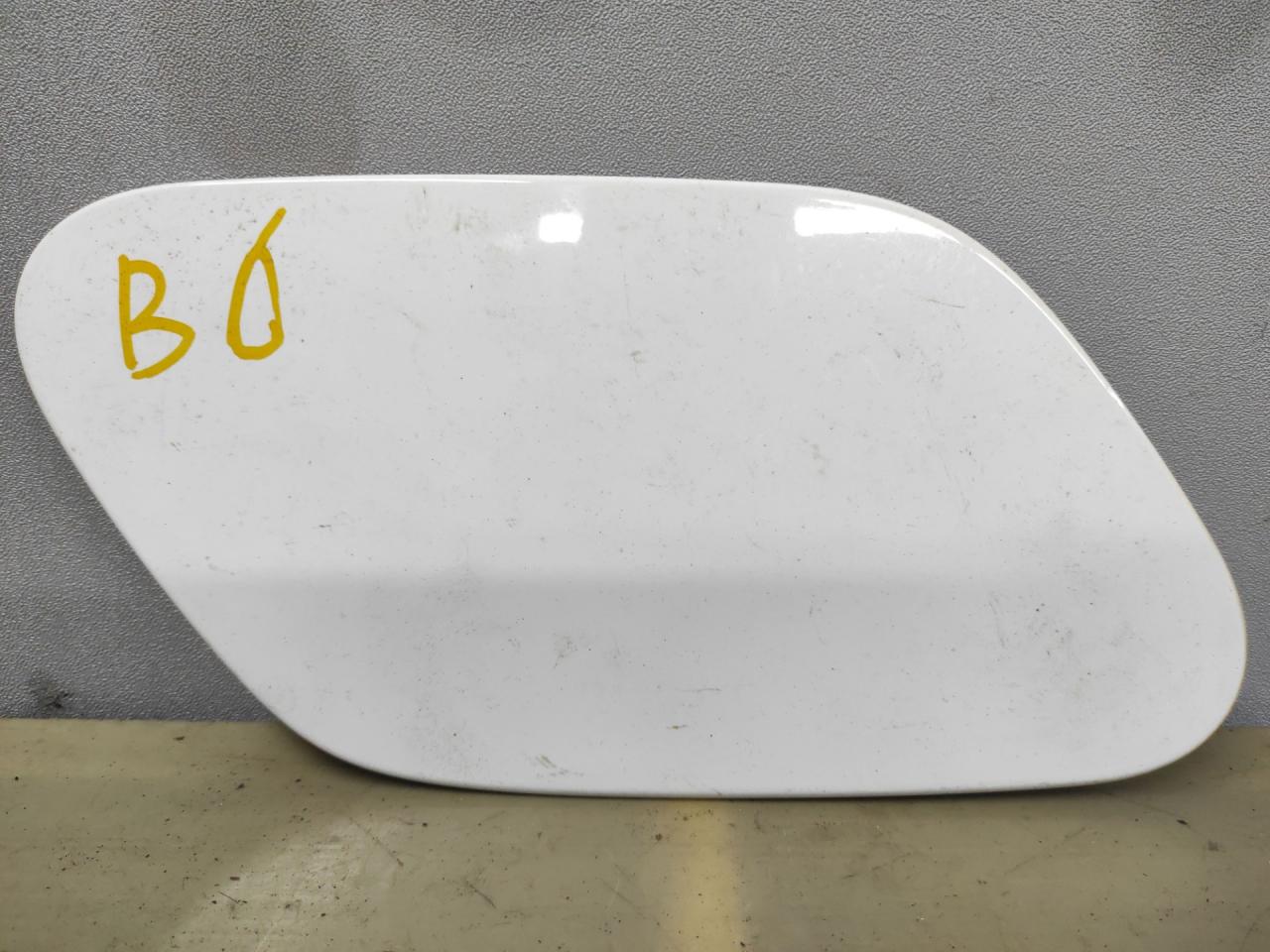 лючок топливного бака Volkswagen Golf 7 поколение 2016, 1.4 л., CZCA, бензин, АКПП, белый, универсал, передний привод, правый руль, 5G0809909 - фото №1