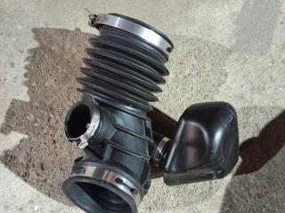 гофра инжектора GMC Acadia 2 поколение [рестайлинг] 2021, 3.6 л., бензин, АКПП, красный, внедорожник 5 дв., передний привод