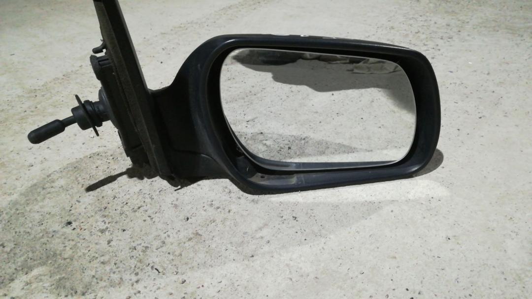 зеркало наружное правое Mazda 2 1 поколение 2005, 1.2 л., бензин, передний привод, правый руль - фото №1