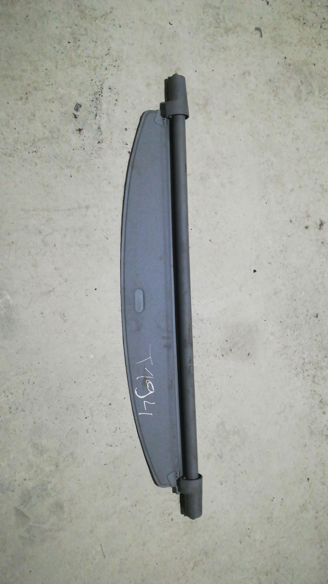 шторка багажника Mazda 2 1 поколение 2005, 1.2 л., бензин, передний привод, правый руль - фото №1