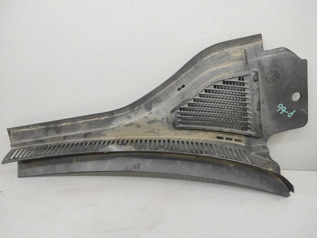 дождевик Volkswagen Jetta 7 поколение 2019, 1.4 л., бензин, АКПП, серый, седан, передний привод, 17B819404A - фото №1