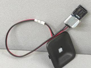 фонарь освещения пространства для ног GMC Acadia 2 поколение [рестайлинг] 2021, 3.6 л., бензин, АКПП, красный, внедорожник 5 дв., передний привод, 23281087