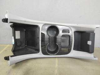 консоль салона GMC Acadia 2 поколение [рестайлинг] 2021, 3.6 л., бензин, АКПП, красный, внедорожник 5 дв., передний привод, 84863498, 84736646