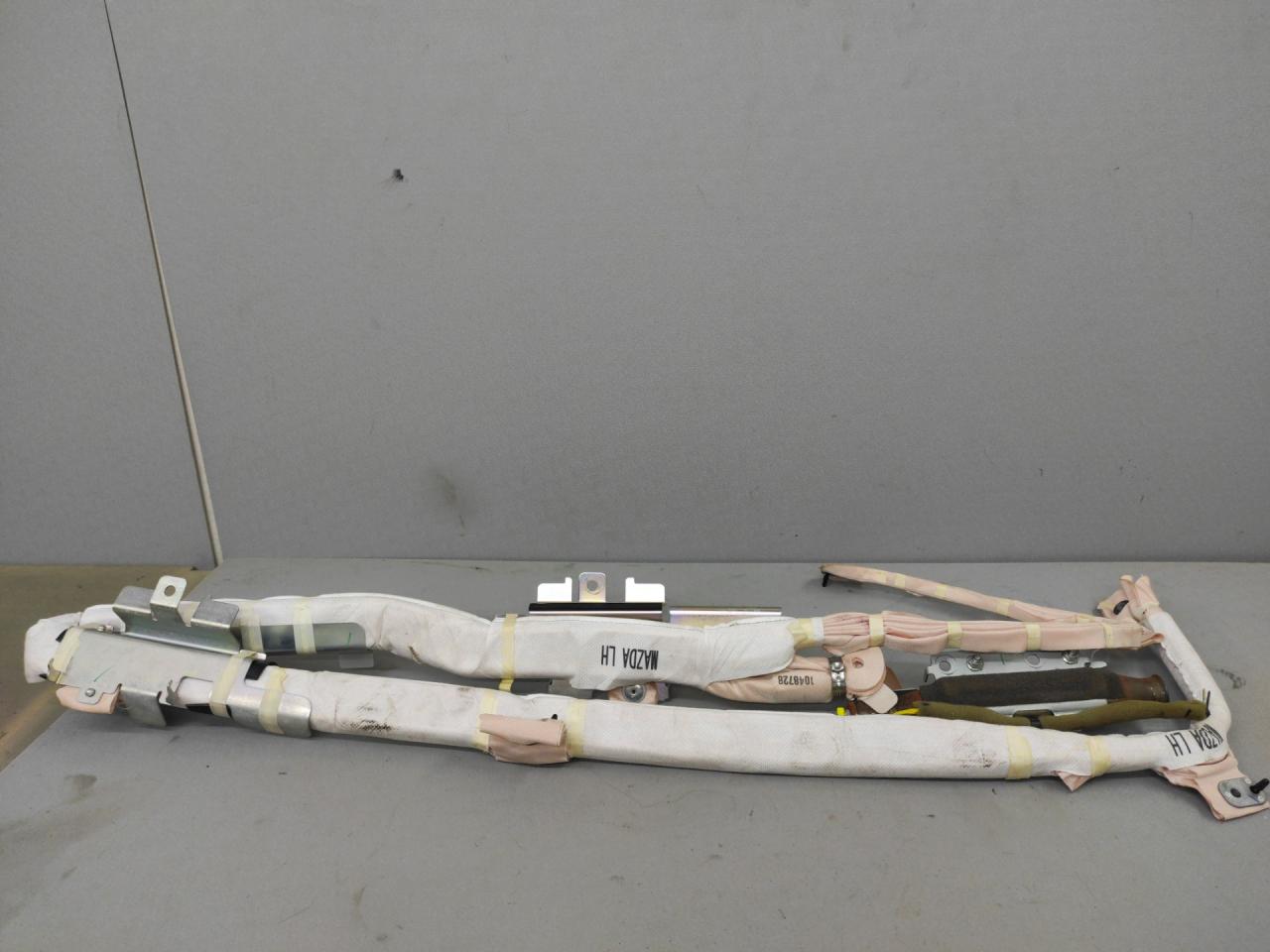 подушка безопасности боковая (шторка) Mazda CX-7 1 поколение 2008, 2.3 л., L3-VDT, бензин, АКПП, внедорожник 5 дв., полный привод, 1048728 - фото №1