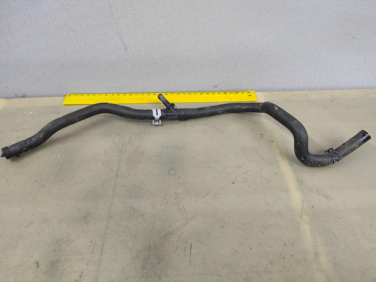 патрубок (трубопровод, шланг) Volkswagen Jetta 7 поколение 2019, 1.4 л., бензин, АКПП, серебристый, передний привод, 5Q0122101AA - фото №1