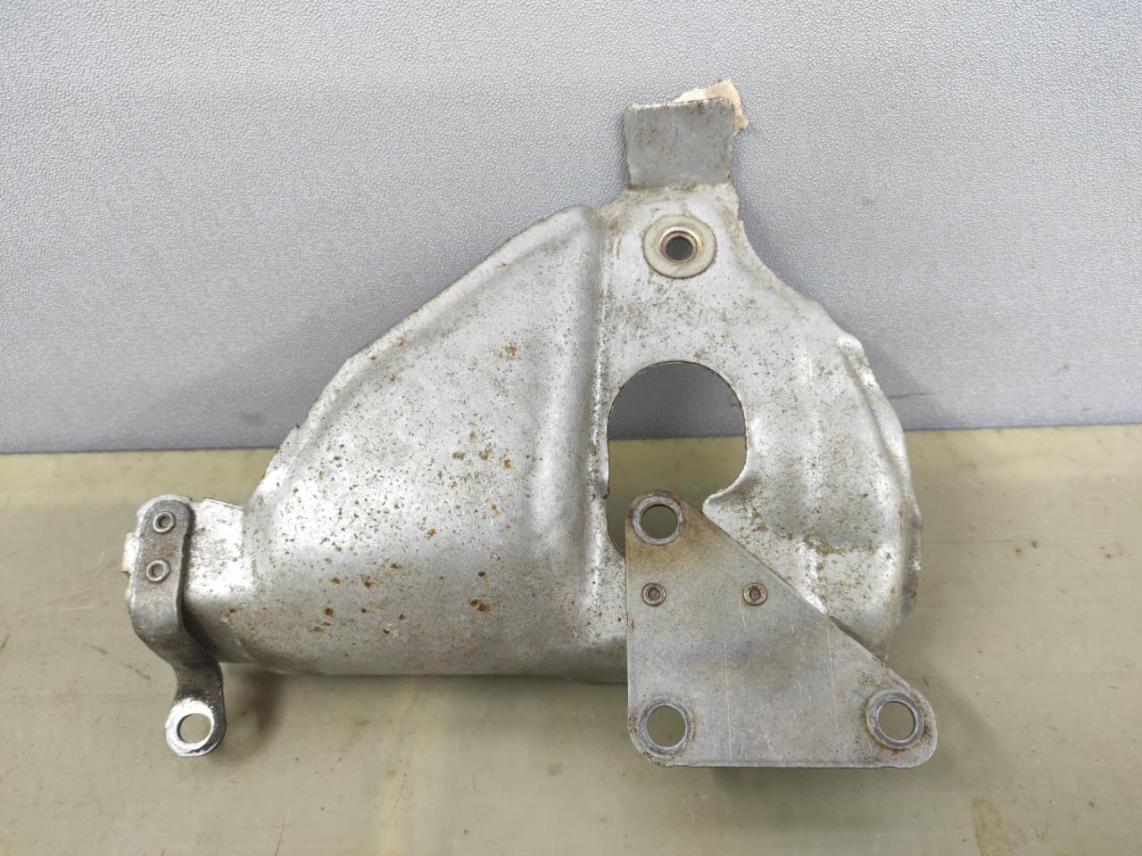 тепловой экран глушителя Volkswagen Jetta 7 поколение 2019, 1.4 л., бензин, АКПП, серый, седан, передний привод, 04E753041 - фото №1