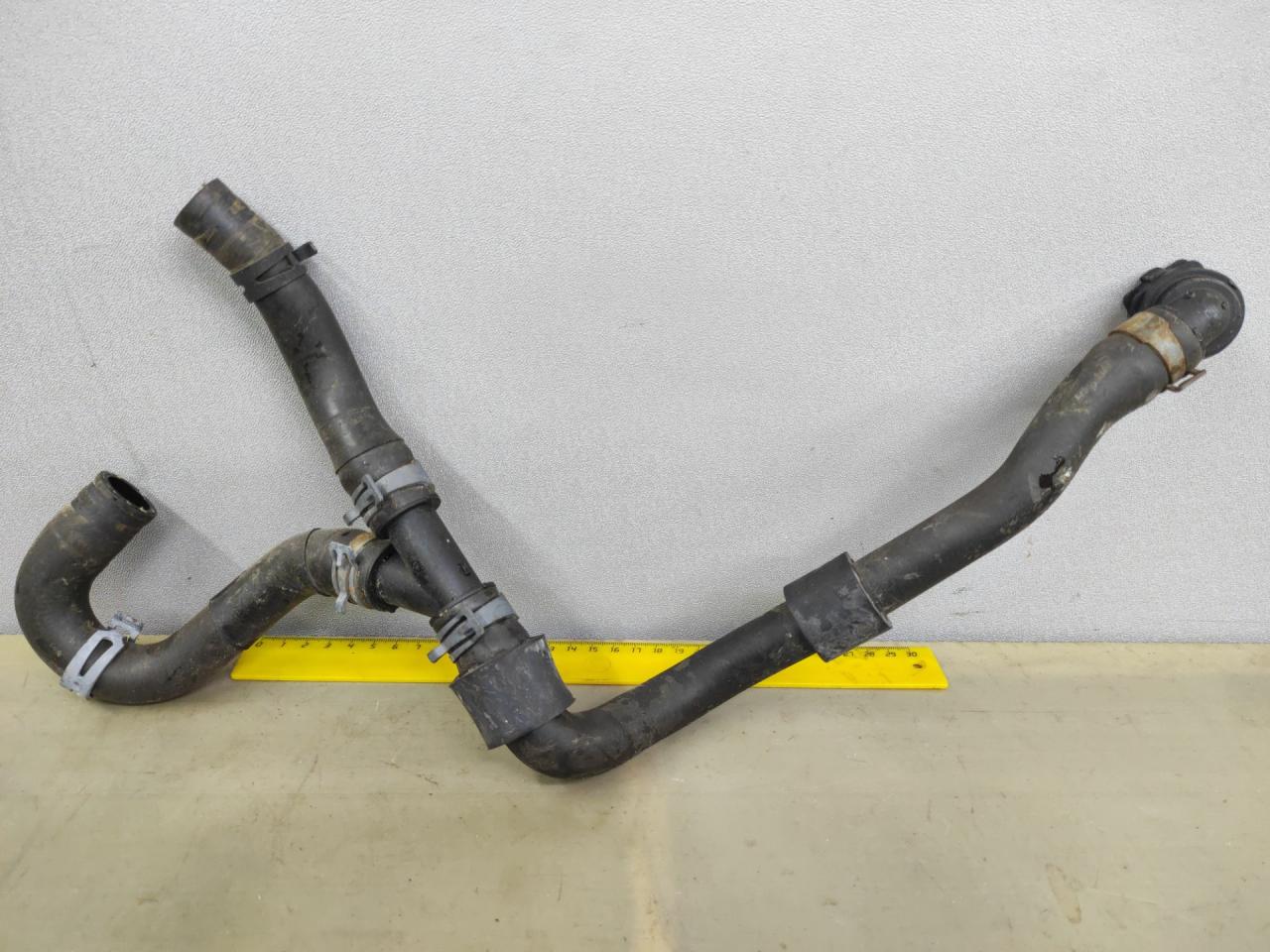 патрубок (трубопровод, шланг) Volkswagen Jetta 7 поколение 2019, 1.4 л., бензин, АКПП, серый, седан, передний привод - фото №1