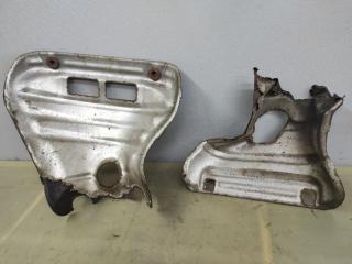 тепловой экран глушителя Toyota Matrix 1 поколение (E130) ZZE130 2003, 1.8 л., 1ZZ-FE, бензин, АКПП, хетчбэк 5 дв., передний привод