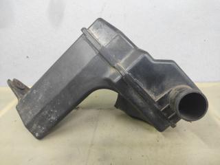 резонатор воздушного фильтра Mazda 626 GE [рестайлинг] GE 1995, 1.8 л., i, FP, бензин, МКПП, черный, хетчбэк 3 дв., передний привод