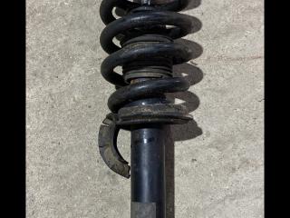 стойка передняя правая Mitsubishi Pajero 3 поколение 2002