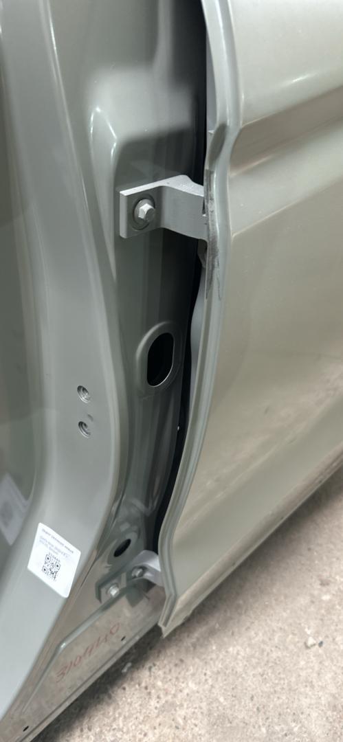 петля двери Geely Atlas 1 поколение 2020, бензин - фото №1