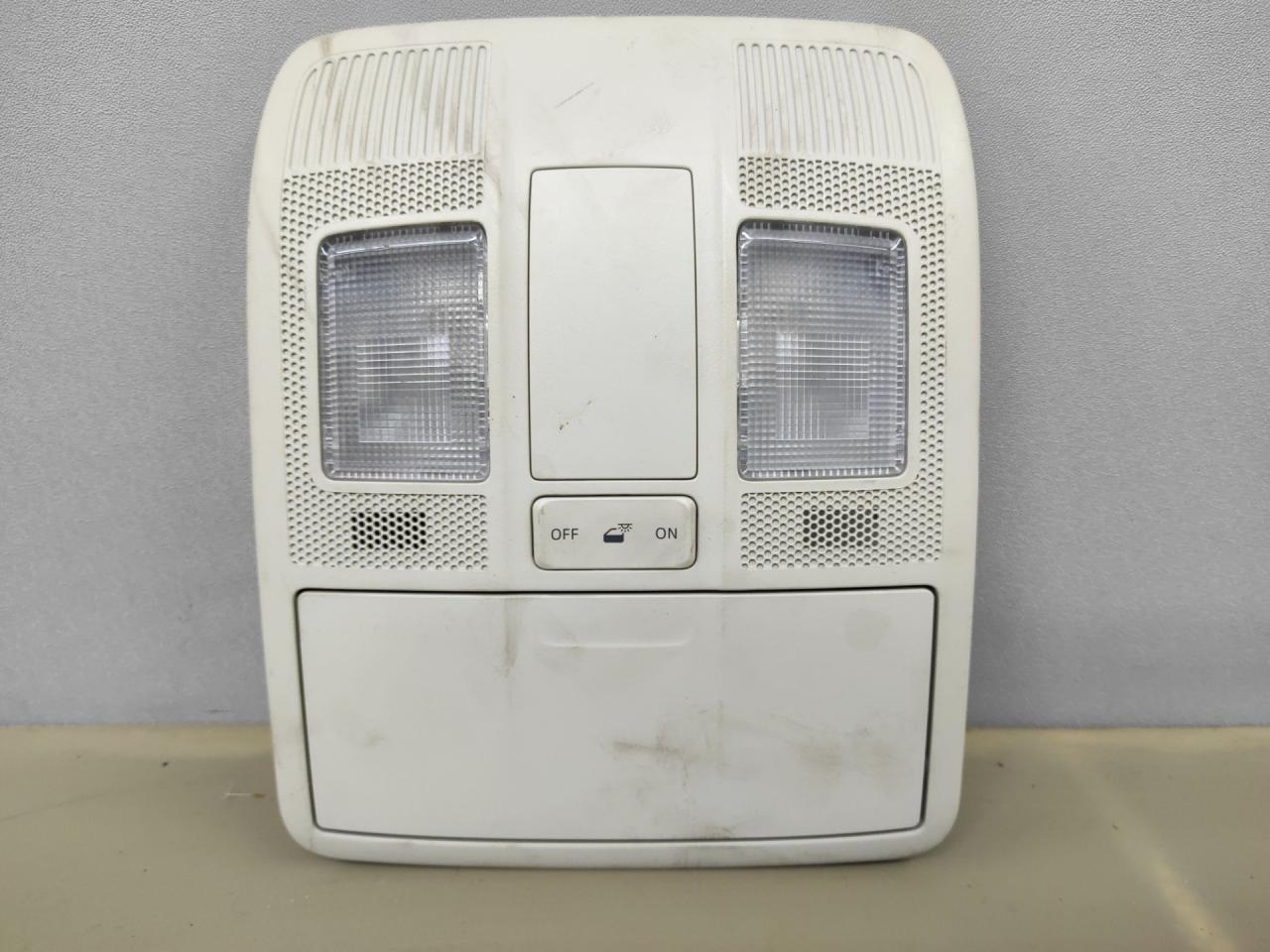 фонарь салона (плафон) Mazda CX-9 2 поколение TC 2020, 2.5 л., PY-VPS, бензин, АКПП, внедорожник 5 дв., полный привод, KD45-69971 - фото №1