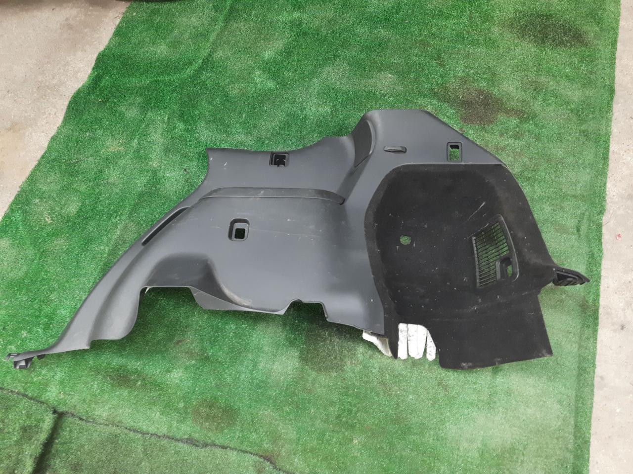 обшивка багажника Mazda CX-9 2 поколение TC 2017, 2.5 л., PY-VPS, бензин, АКПП, серый, передний привод - фото №1