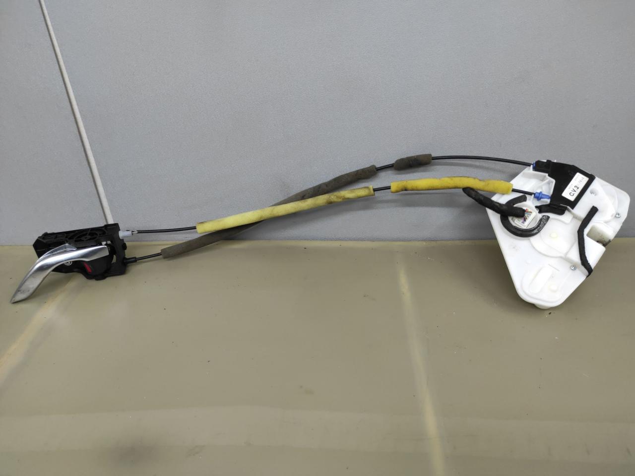 замок двери передней левой Mazda CX-9 2 поколение TC 2020, 2.5 л., PY-VPS, бензин, АКПП, внедорожник 5 дв., полный привод - фото №1