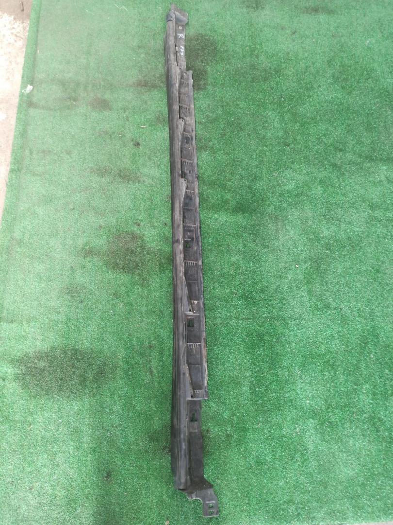 накладка на порог Mazda CX-9 2 поколение TC 2017, 2.5 л., PY-VPS, бензин, АКПП, серый, передний привод - фото №1