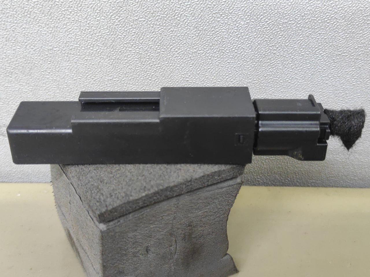 Антенна системы комфортного доступа Mazda CX-9 2 поколение TC 2017, 2.5 л., PY-VPS, бензин, АКПП, серый, передний привод, KD45676NXA, 160524 - фото №1