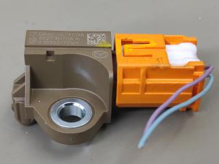 датчик удара Mazda CX-9 2 поколение TC 2017, 2.5 л., PY-VPS, бензин, АКПП, серый, передний привод, G46C57KC0A, K0273070816