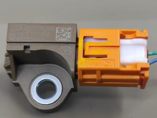 датчик удара Mazda CX-9 2 поколение TC 2017, 2.5 л., PY-VPS, бензин, АКПП, серый, передний привод, G46C57KC0A, K0273070816