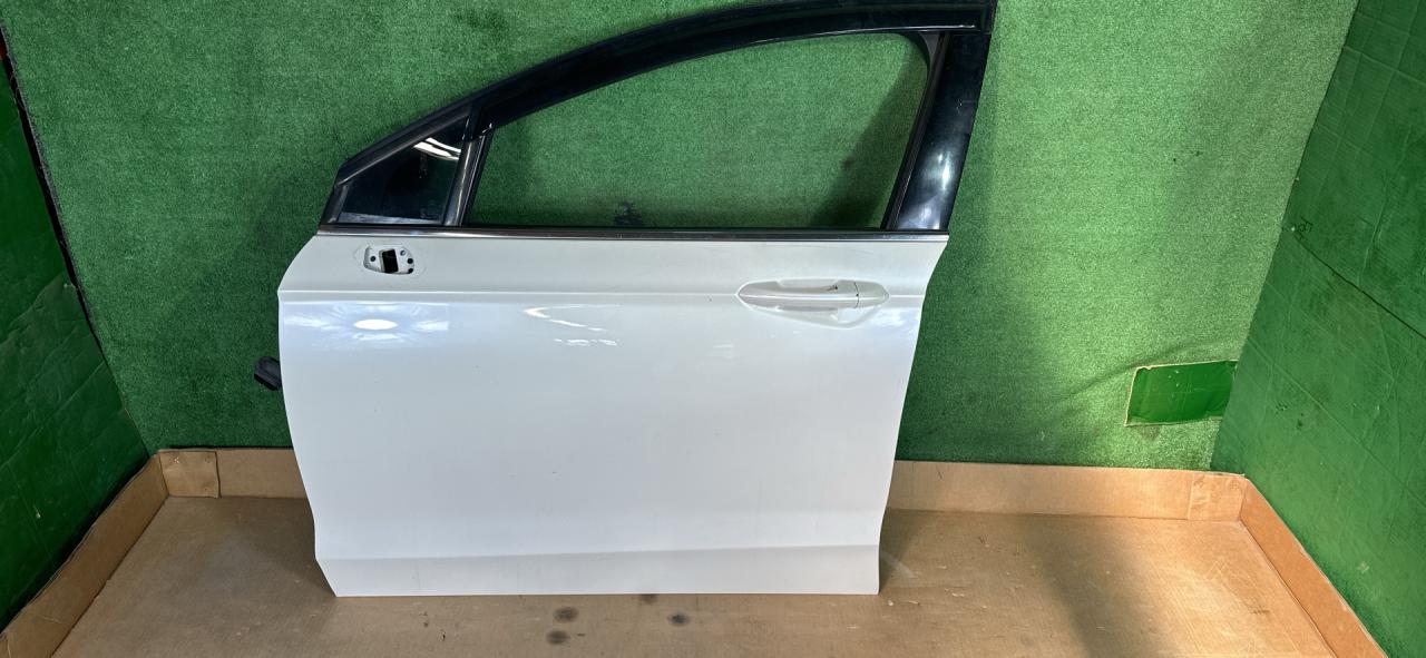 дверь передняя левая Ford Fusion (USA) 2 поколение 2013, 1.6 л., бензин, АКПП, белый перламутр, седан, передний привод - фото №1