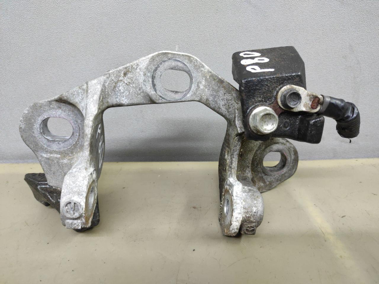 кронштейн КПП Mazda CX-9 2 поколение TC 2020, 2.5 л., PY-VPS, бензин, АКПП, внедорожник 5 дв., полный привод - фото №1