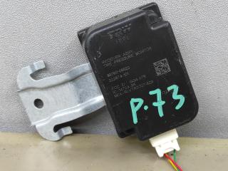 блок контроля давления в шинах Toyota Sienna 3 поколение 2014, 3.5 л., 2GR-FE, бензин, АКПП, черный, передний привод, 8976008020