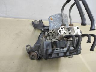 блок ABS Toyota Sienna 3 поколение 2014, 3.5 л., 2GR-FE, бензин, АКПП, черный, передний привод, 4454008201, 8954108221, 1338001990