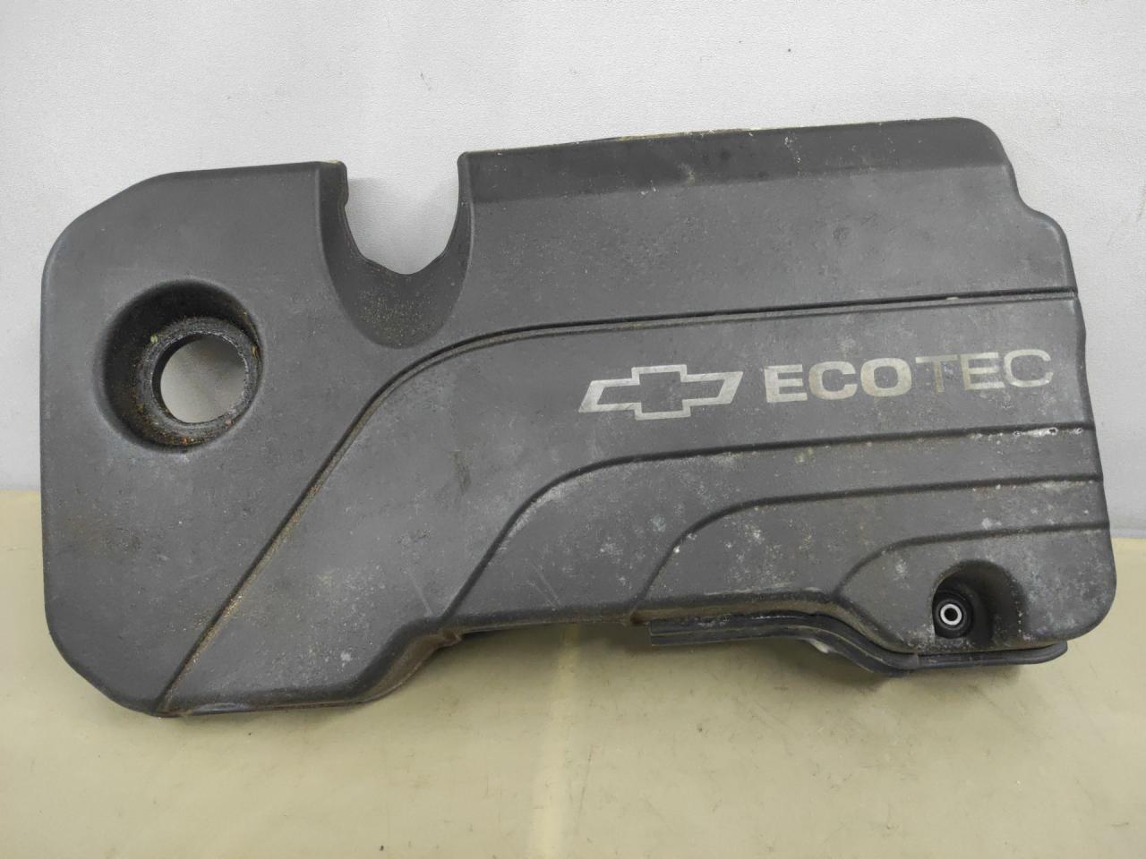 декоративная крышка двигателя Chevrolet Cruze 2 поколение 2017, 1.4 л., бензин, АКПП, черный, седан, передний привод - фото №1