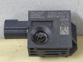 датчик удара Chevrolet Cruze 2 поколение 2017, 1.4 л., бензин, АКПП, черный, седан, передний привод, 13504470