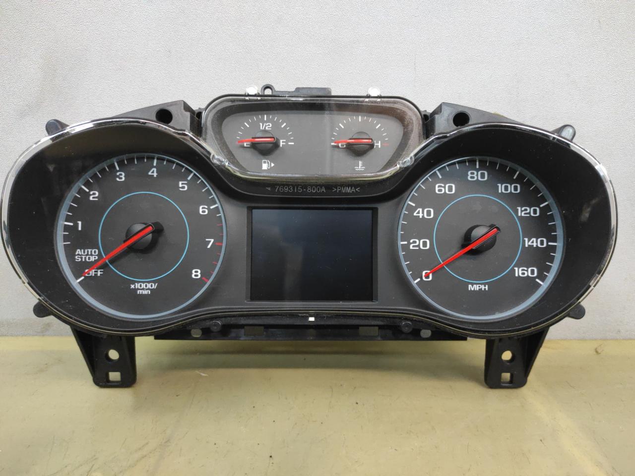 щиток приборов (приборная панель) Chevrolet Cruze 2 поколение 2017, 1.4 л., бензин, АКПП, черный, седан, передний привод, 39084636 - фото №1