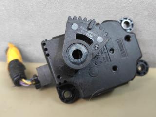моторчик заслонки печки Ford Escape 3 поколение C520 2014, 1.6 л., бензин, АКПП, красный, передний привод, AV6N19E616BA