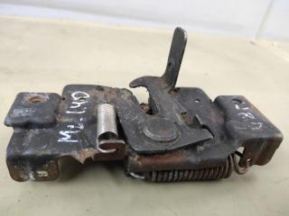 замок капота Mazda 2 1 поколение [рестайлинг] 2006, 1.4 л., дизель