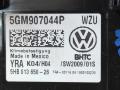 блок управления печки / климат-контроля Volkswagen Jetta 7 поколение 2019, 1.4 л., бензин, АКПП, серый, седан, передний привод, 5GM907044P - фото №4