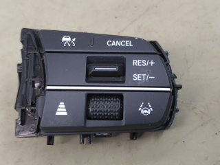 кнопки управления на руле Acura Integra 4 поколение 2024, 1.5 л., бензин, АКПП, синий, хетчбэк 5 дв., передний привод, 7T20W2