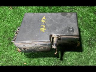 блок предохранителей Mazda 3 BK 2004, 2.0 л., LF-DE, бензин, МКПП, красный, седан, передний привод, правый руль