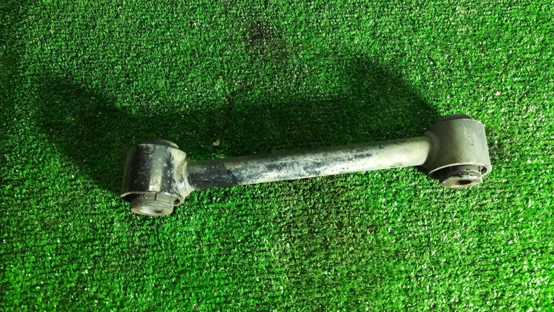 рычаг задний нижний Mazda CX-9 1 поколение 2008, 3.7 л., CA, бензин, АКПП, полный привод, правый руль - фото №1